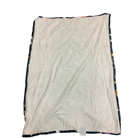 Hocus Pocus Sanderson Sister Witches Halloween Movie Throw Blanket - Picture 3 of 3